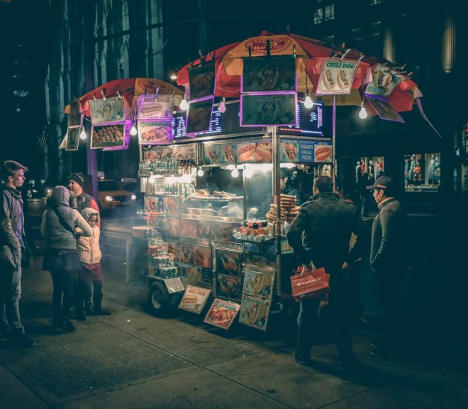 How to Find New Customers and Increase Sales by Optimizing Social Media Pages
