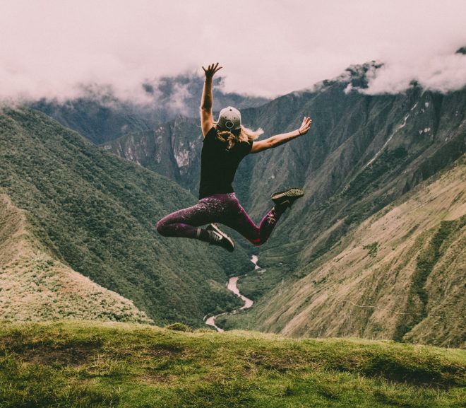 35 Best Travel Hacks for 2022
