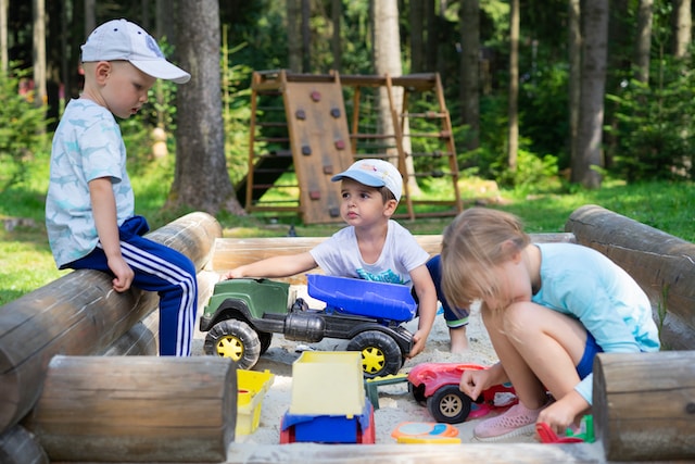 <strong>Fun Indoor Activities for Kids to Enjoy this Summer!</strong>