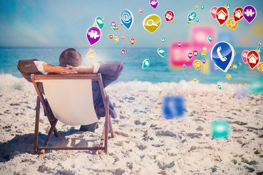 when Is The Safest Time To Post On Social Media About Your Vacation Plans